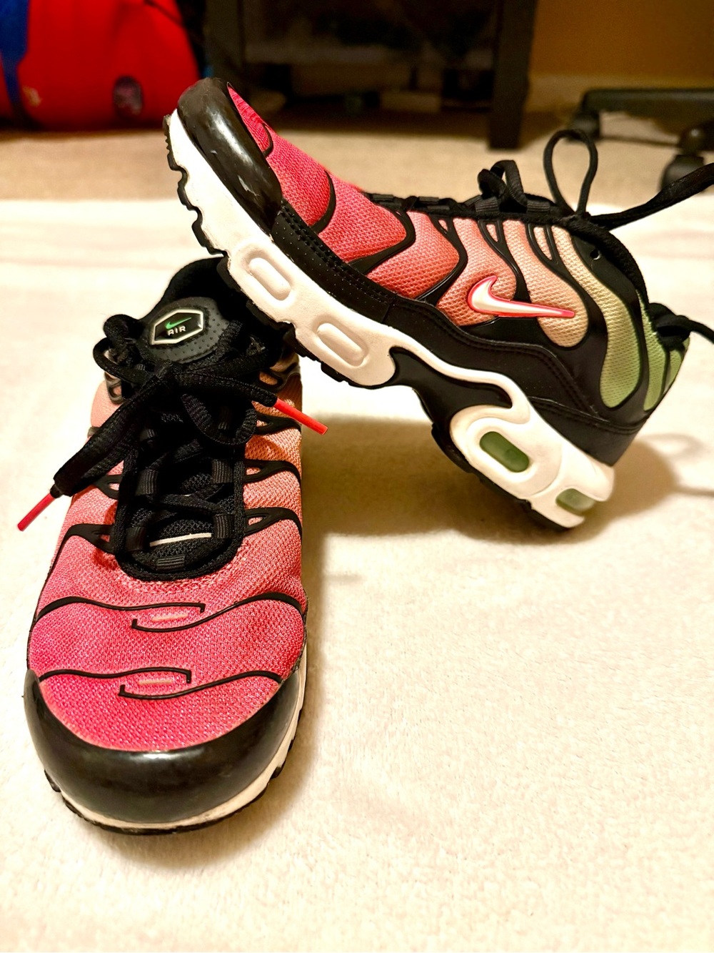 Nike Air Max Plus GS Worldwide Pack Pink Gradient 2Y